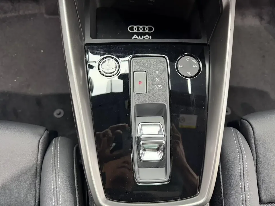 Audi A3 Audi A3 2023 A3L Limousine 35 TFSI Stylish Sports 2023 — thumbnail 5