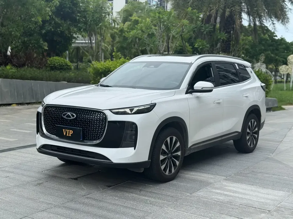 Chery Tiggo 8 PLUS Tiggo 8 PLUS 2025 Kunpeng 290TGDI DCT Premium 2025 — photo 1, buy with delivery to Moscow