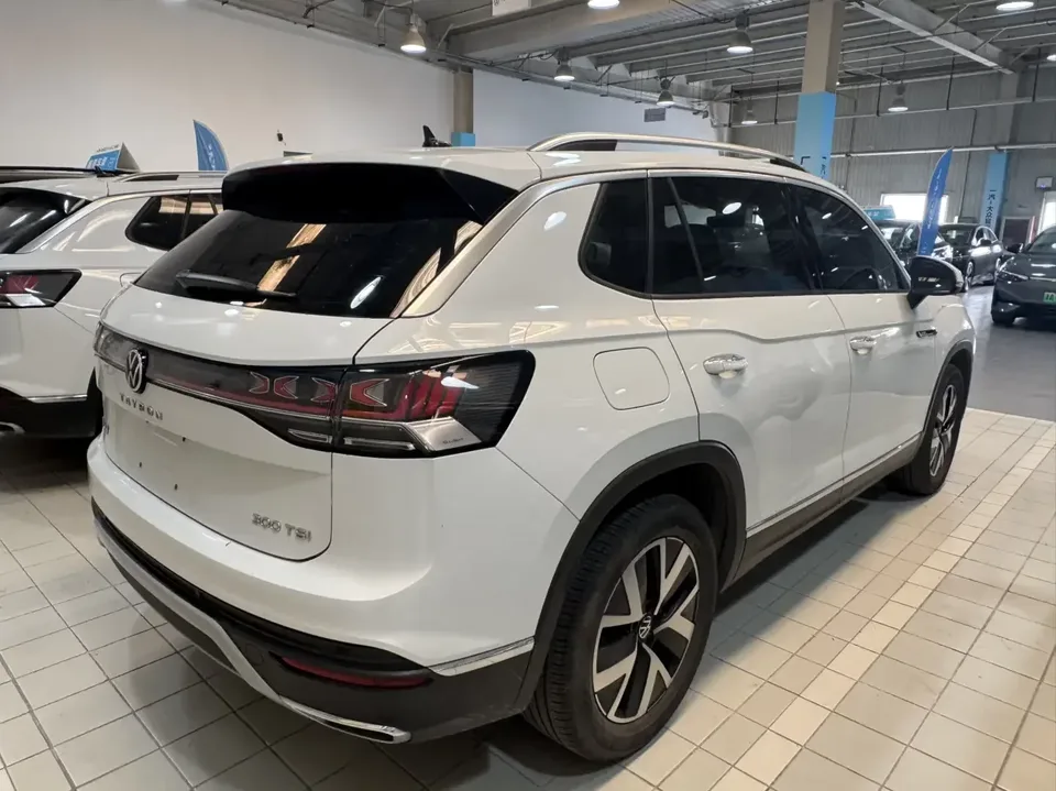 Volkswagen Tayron Tanyue 2023 300TSI 2WD Luxury Plus Advanced Edition 2024 — thumbnail 2