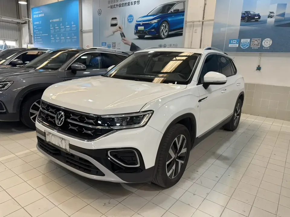 Volkswagen Tayron Tanyue 2023 300TSI 2WD Luxury Plus Advanced Edition 2024 — photo 1, buy with delivery to Moscow
