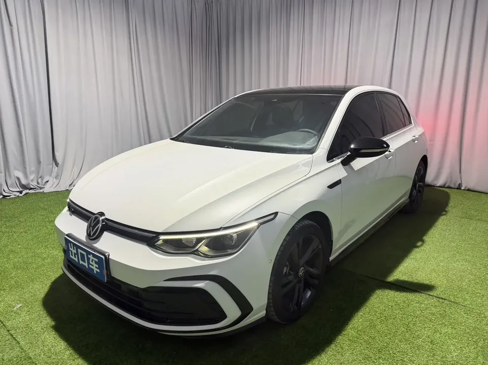 Volkswagen Golf golf 2021 280TSI DSG R-Line 2022 — photo 1, buy with delivery to Moscow