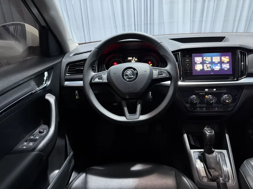 Skoda Comek Comek 2022 1.5L Automatic Comfort Edition 2022 — thumbnail 4