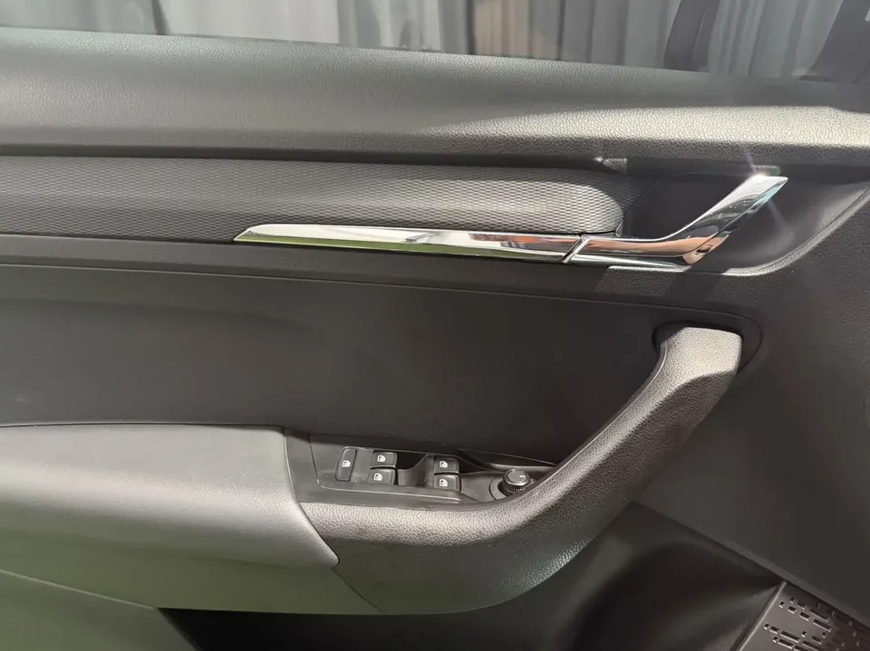 Skoda Comek Comek 2022 1.5L Automatic Comfort Edition 2022 — thumbnail 5