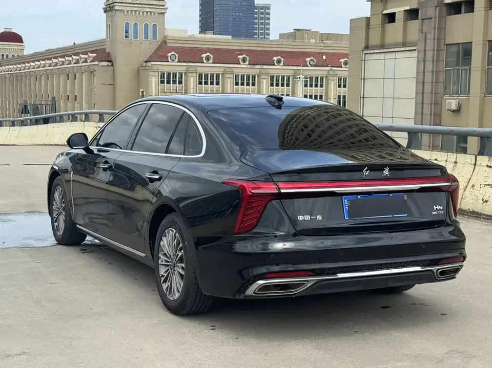 Hongqi H5 Hongqi H5 2024 1.5T DCT Zhilian Qiyun Edition 2024 — миниатюра 4