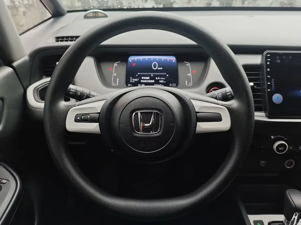 Honda FIT Fit 2023 1.5L CVT Trendy Edition 2025 — миниатюра 4