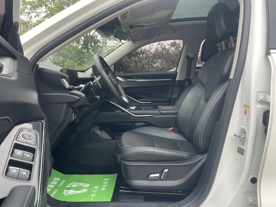 Haval H6 Haval H6 2022 The third generation 1.5T automatic two-wheel drive Max 2023 — thumbnail 3