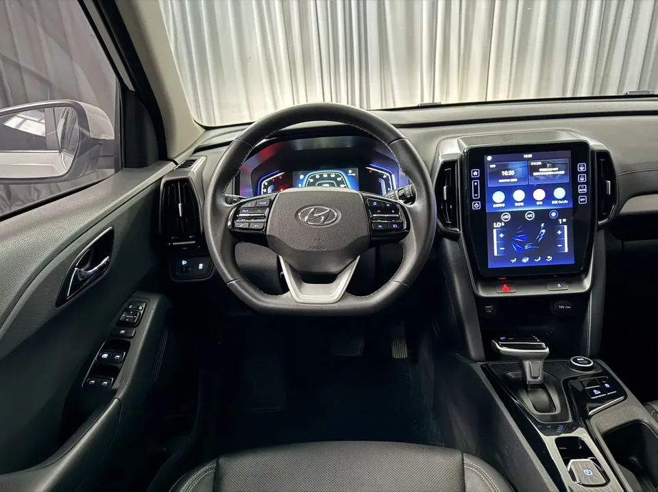 Hyundai ix35 Hyundai ix35 2021 240T GDi DCT 2WD Leading Edition GLS 2022 — thumbnail 4