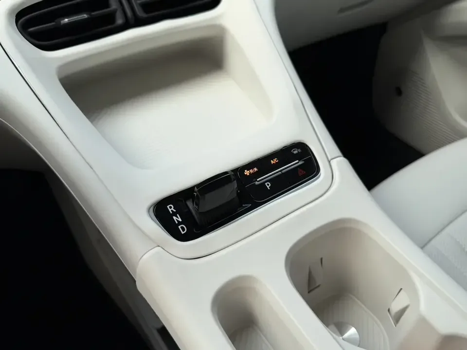 Geely Star Wish Star Wish 2026 310km Youth Edition 2026 — thumbnail 3
