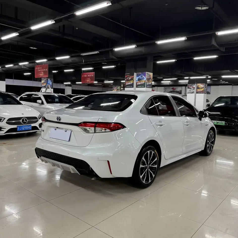 Toyota Levin Lei Ling 2023 Hybrid 1.8L Sports Edition 2023 — thumbnail 4