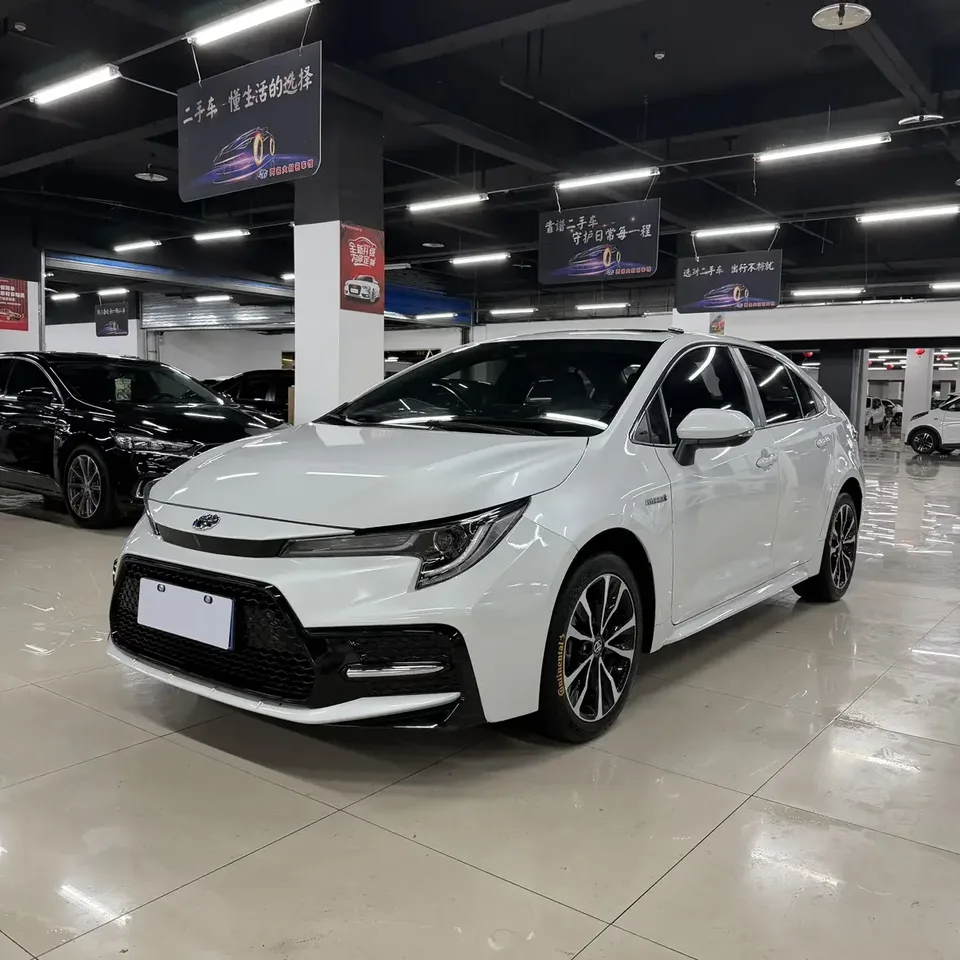 Toyota Levin Lei Ling 2023 Hybrid 1.8L Sports Edition 2023 — photo 1, buy with delivery to Moscow