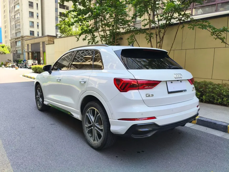Audi Q3 Audi Q3 2023 35 TFSI Stylish Dynamic 2023 — thumbnail 2