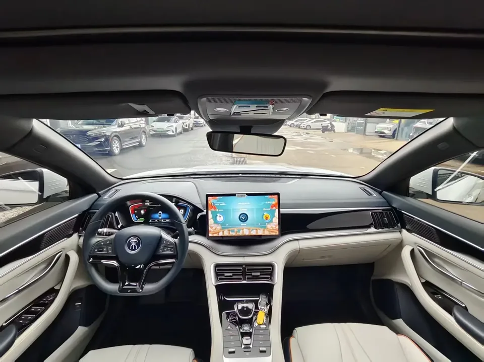 BYD Song PLUS DM Song PLUS DM 2021 DM-i 110KM 2WD Flagship 2023 — thumbnail 3