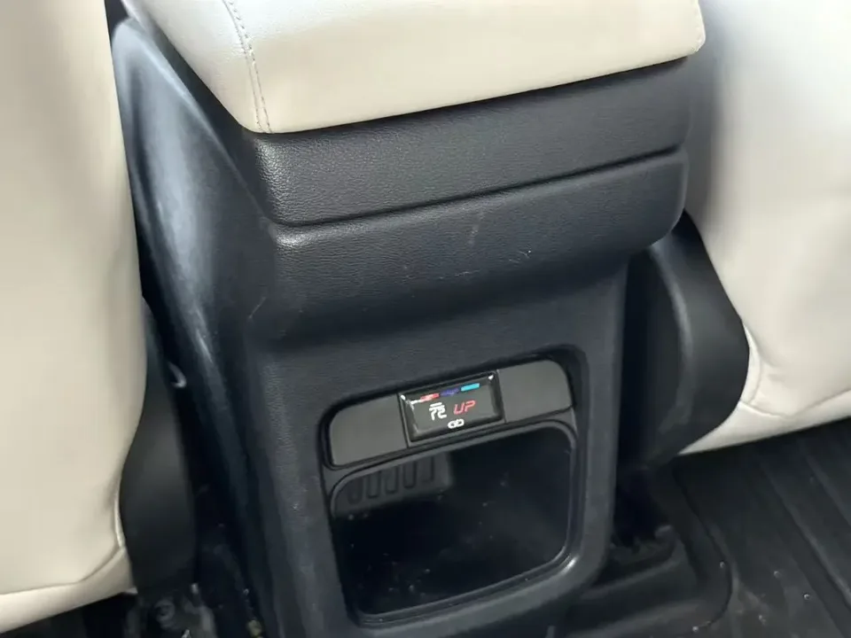 BYD Yuan Up Yuan UP 2024 401KM Leading Type 2025 — thumbnail 3