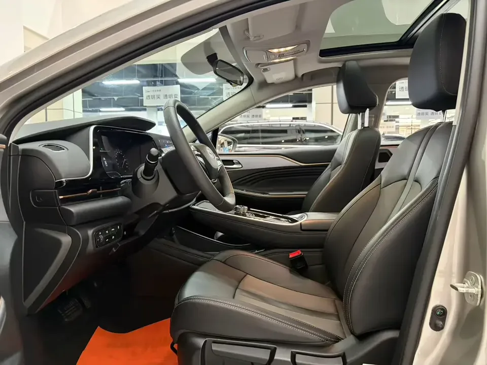 AION S AIONS 2025 Plus Comfort Edition 53.2kWh 2025 — thumbnail 5