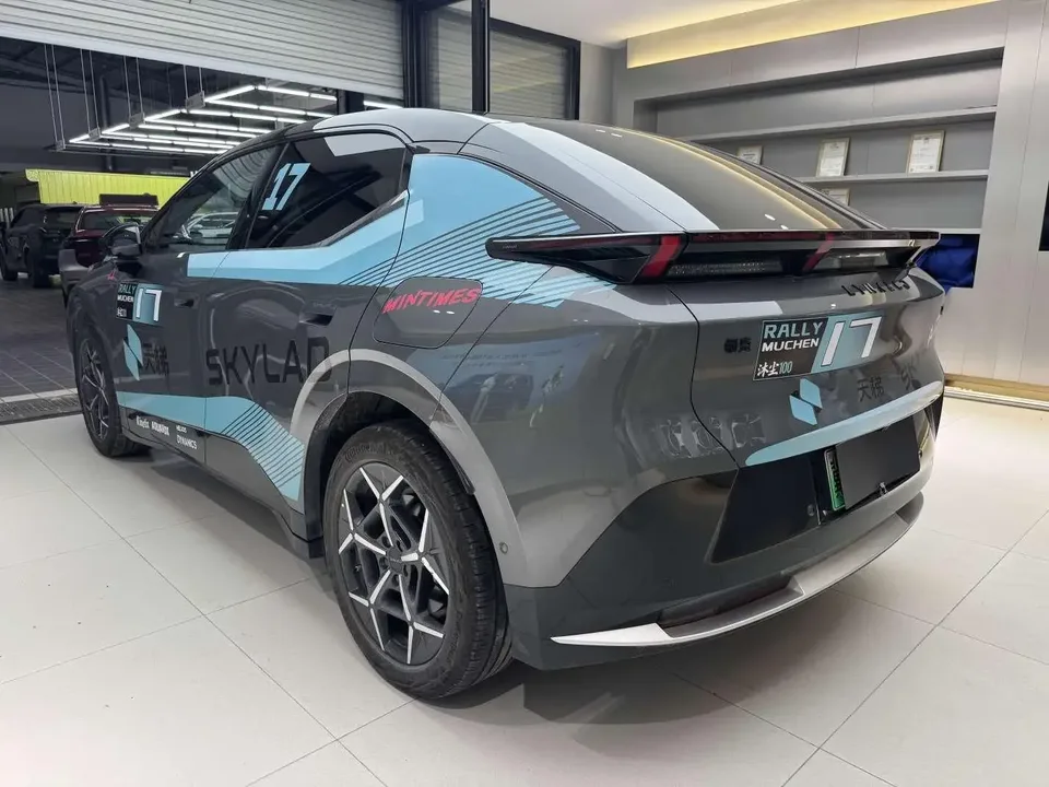 Lynk & Co Z20 Lynk & Co Z20 2025 530km rear-wheel drive Max 2024 — thumbnail 2