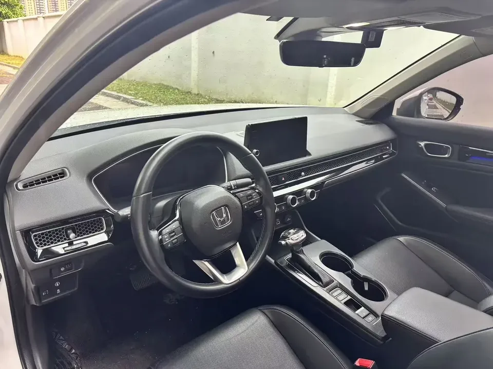Honda Integra Style 2023 240TURBO CVT Smart Edition 2023 — thumbnail 3