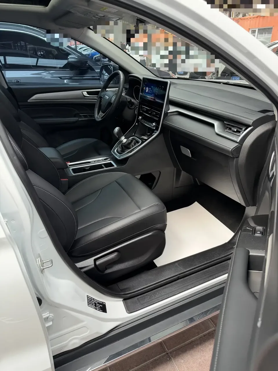 Haval M6 Haval M6 2023 PLUS 1.5T Manual Luxury Smart Connection 2022 — thumbnail 3