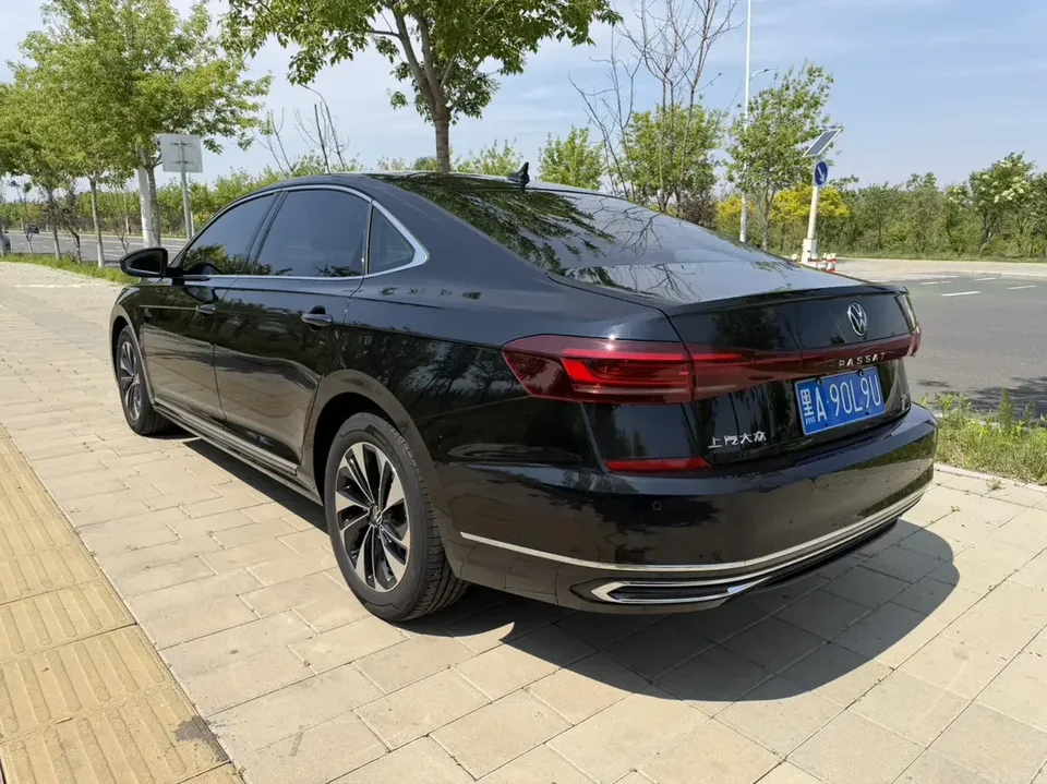 Volkswagen Passat Passat 2023 Modified 280TSI Starry Sky Elite Edition 2023 — thumbnail 2