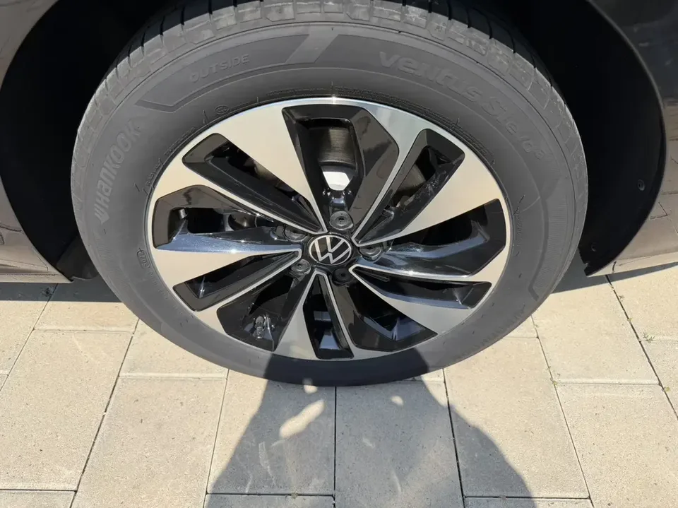 Volkswagen Passat Passat 2023 Modified 280TSI Starry Sky Elite Edition 2023 — thumbnail 3