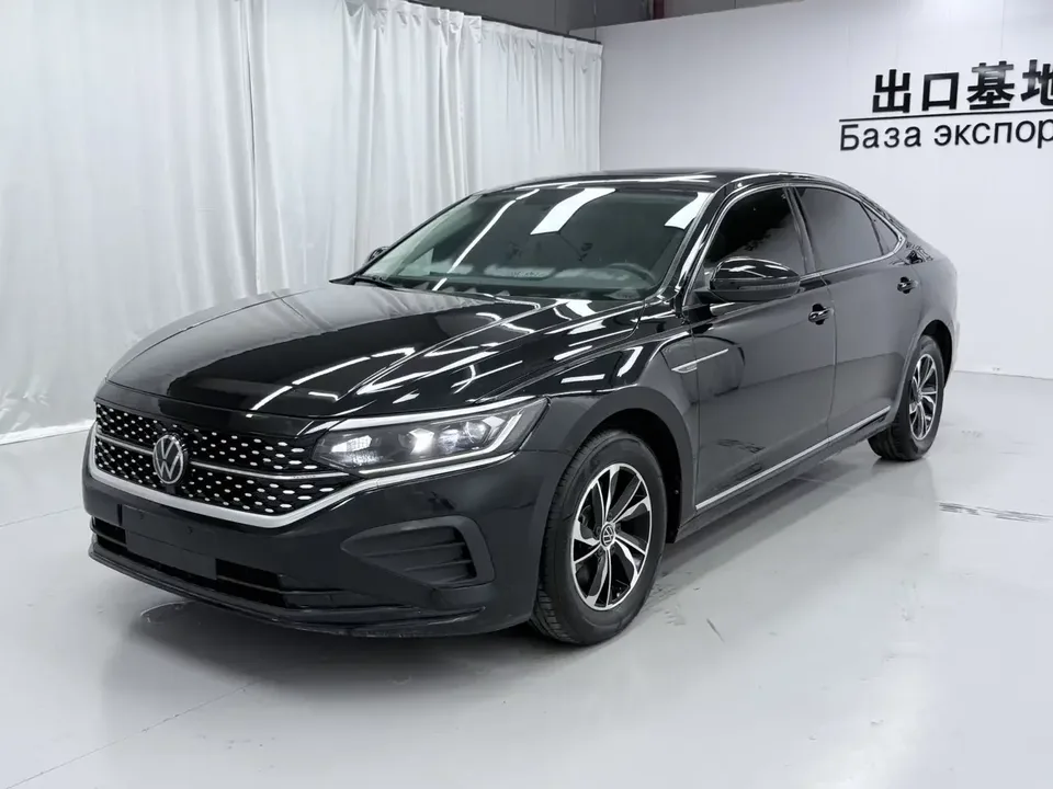 Volkswagen Passat Passat 2023 280TSI Star Elite Edition 2023 — photo 1, buy with delivery to Moscow