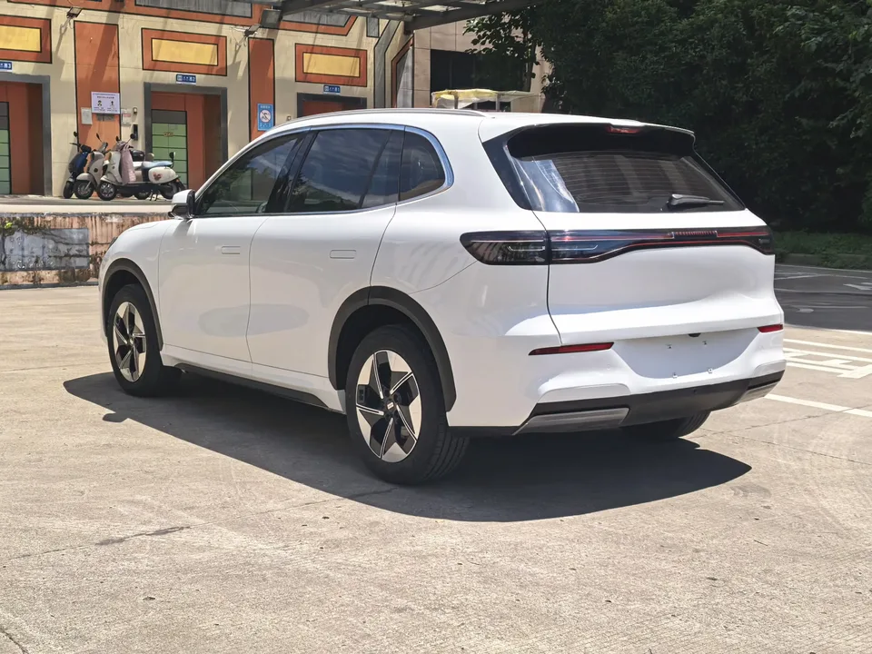 Geely Galaxy E5 Galaxy E5 2024 530km Exploration+ 2024 — thumbnail 2