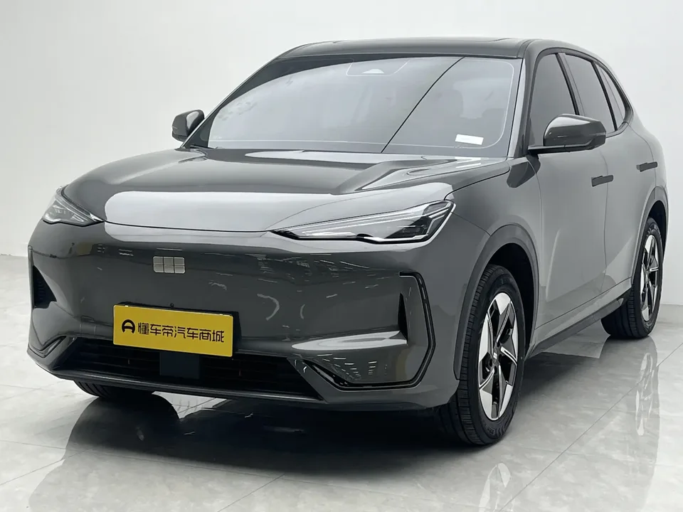 Geely Galaxy E5 Galaxy E5 2024 440km Explorer Edition 2025 — фото 1, купить с доставкой в Москву