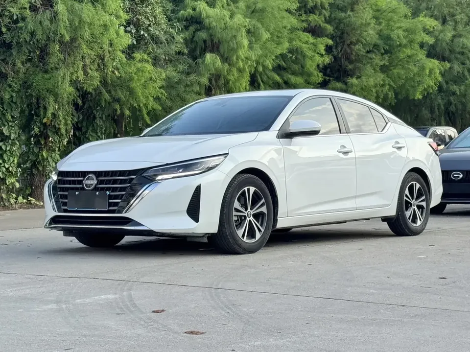 Nissan Sylphy Sylphy 2023 1.6L CVT Enjoy Edition 2024 — photo 1, buy with delivery to Moscow