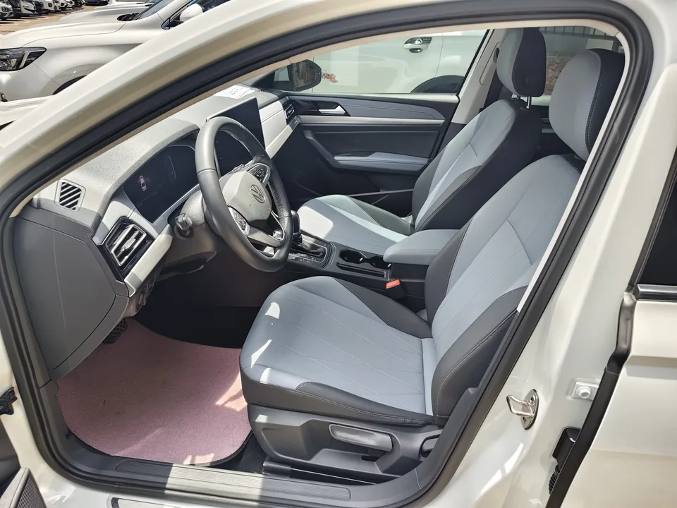 Volkswagen Lavida Lavida 2023 Modified 1.5L Automatic 5 million version 2024 — thumbnail 3