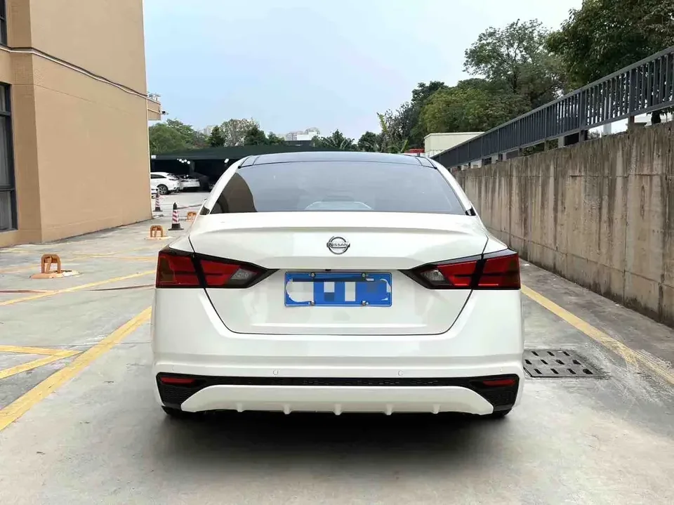 Nissan Altima Sound of nature 2021 2.0L XL Upper AD1 Smart Driving Edition 2023 — thumbnail 2