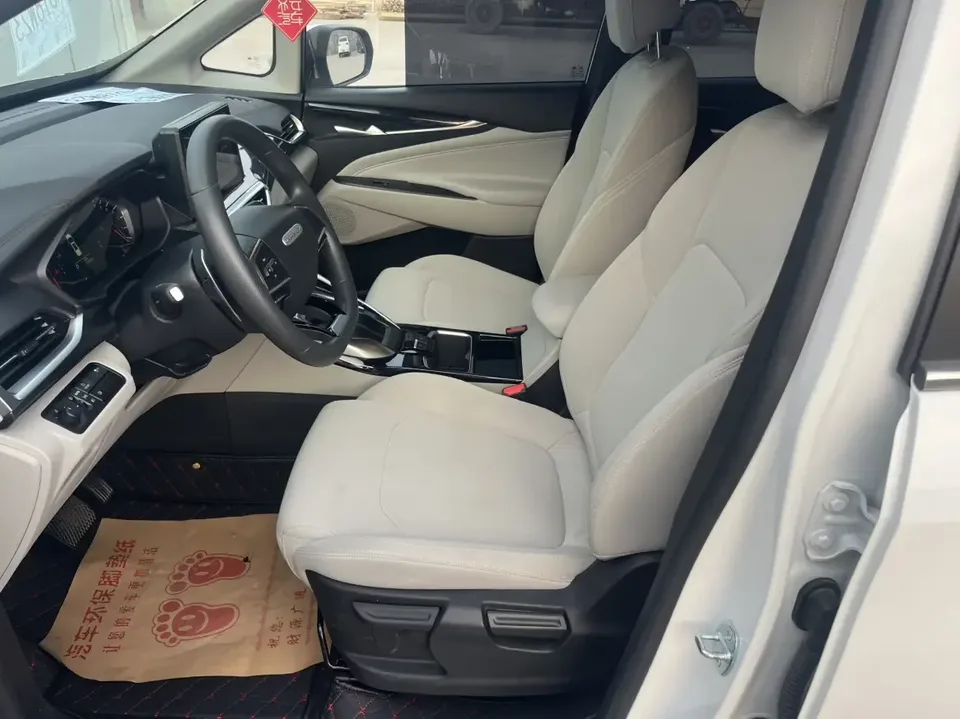 Datong Maxus G50 Maxus G50 2024 PLUS 1.5T Automatic Happiness Recommended Honor Edition 2025 — thumbnail 3