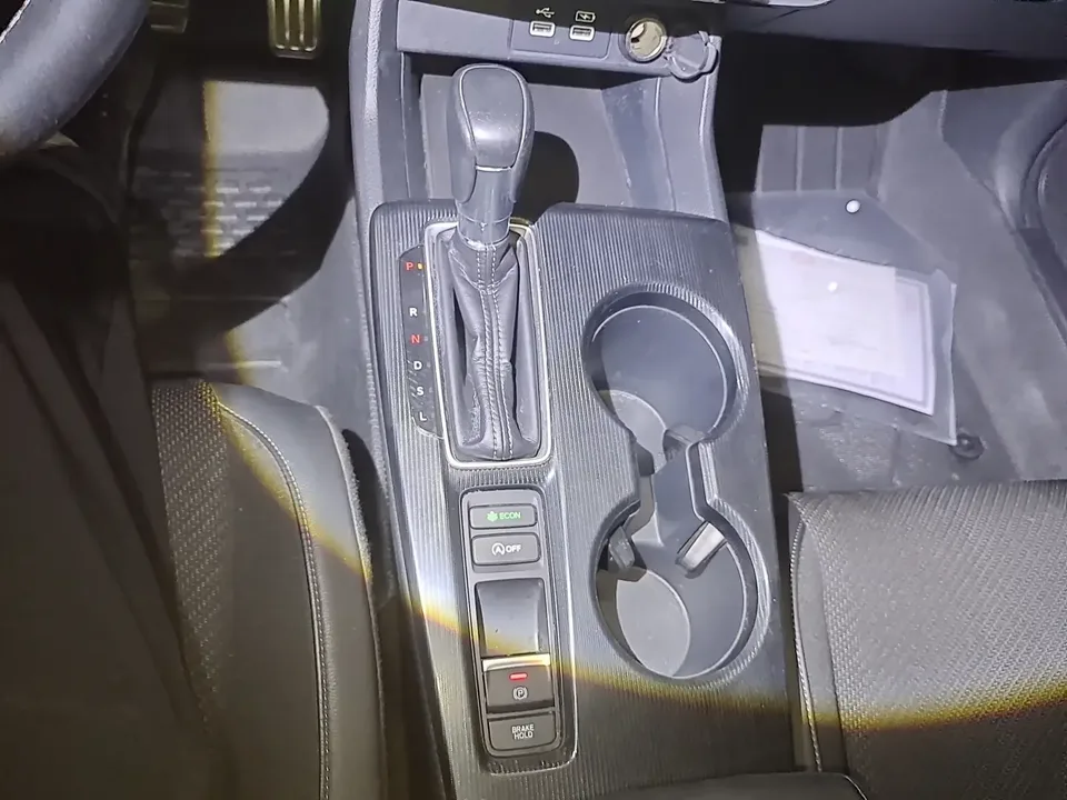 Honda Integra Style 2022 240TURBO CVT Phantom Night Tech Edition 2022 — thumbnail 4