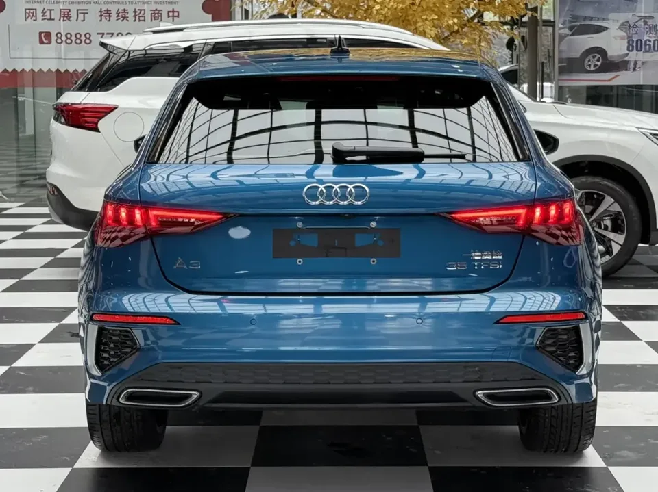 Audi A3 Audi A3 2021 Sportback 35 TFSI Stylish and sporty 2022 — thumbnail 2