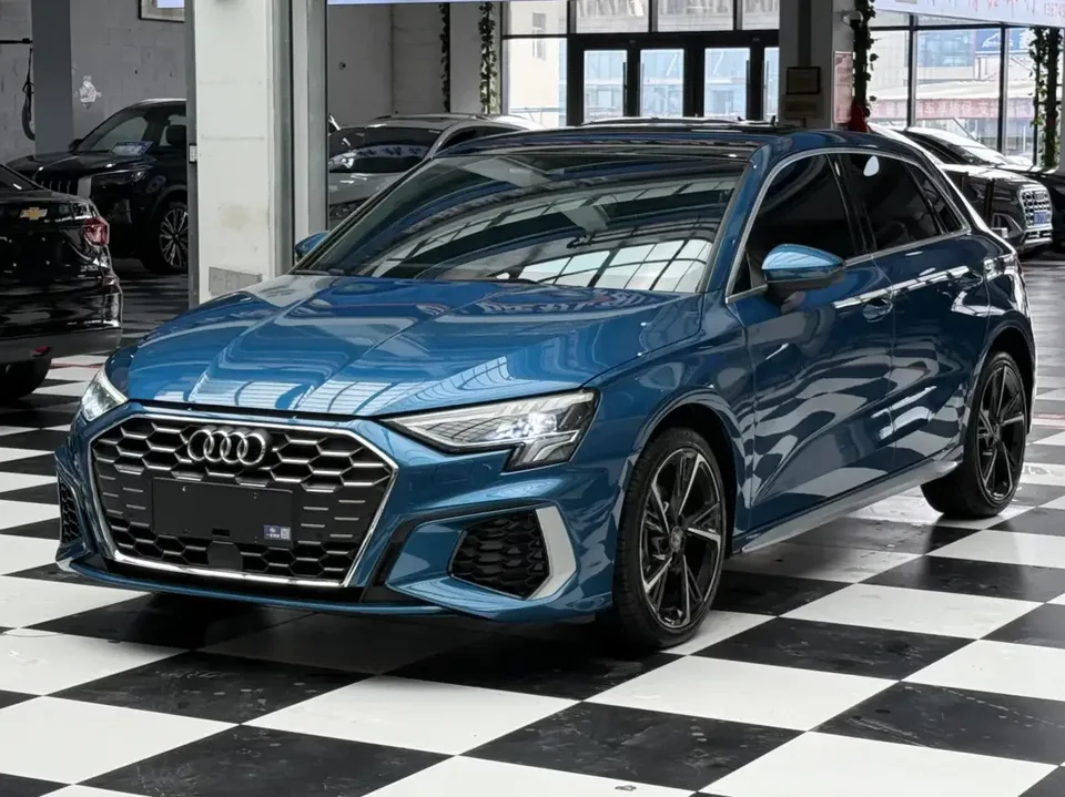Audi A3 Audi A3 2021 Sportback 35 TFSI Stylish and sporty 2022 — photo 1, buy with delivery to Moscow