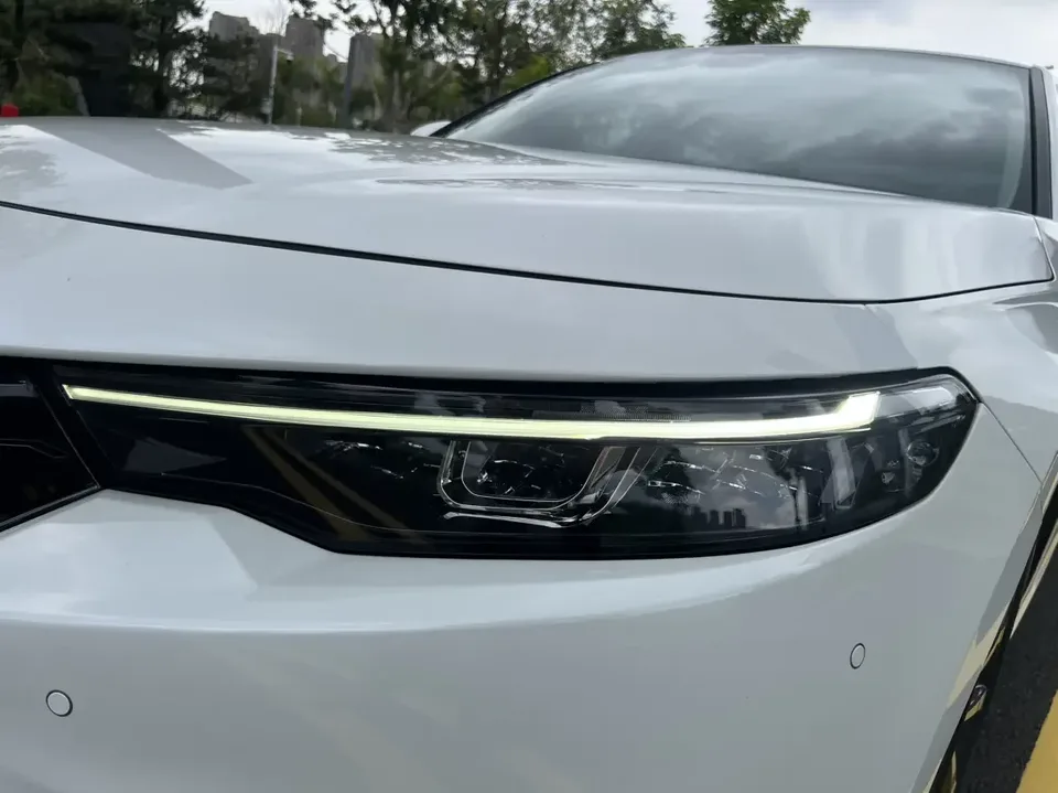 Honda Integra Style 2023 HATCHBACK 240TURBO CVT Phantom Night Deluxe Edition 2023 — thumbnail 3