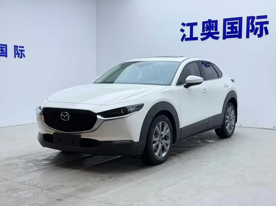 Mazda CX-30 Mazda CX-30 2021 2.0L Automatic Quality Model 2022 — photo 1, buy with delivery to Moscow