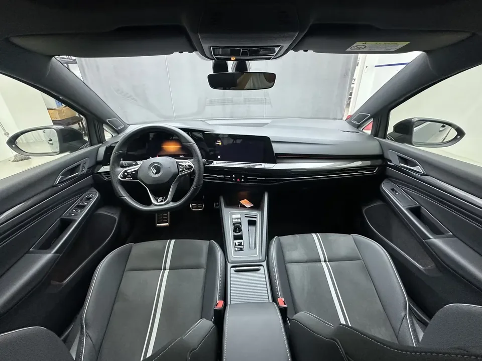 Volkswagen Golf golf 2023 280TSI DSG R-Line Lite 2023 — thumbnail 4