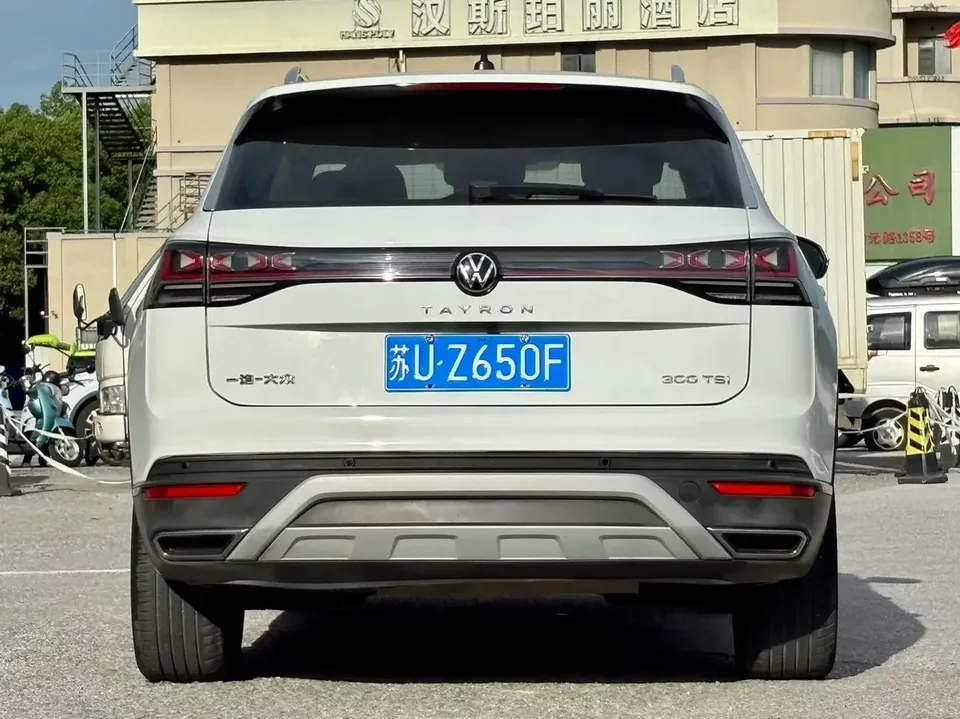 Volkswagen Tayron Tanyue 2023 300TSI 2WD Luxury Plus Advanced Edition 2024 — thumbnail 2
