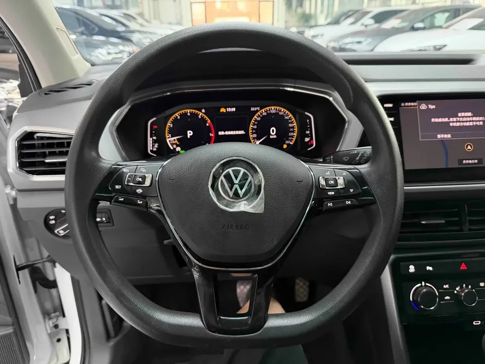 Volkswagen Tu Kai Tu Kai 2022 280TSI DSG Comfort Edition 2023 — thumbnail 4