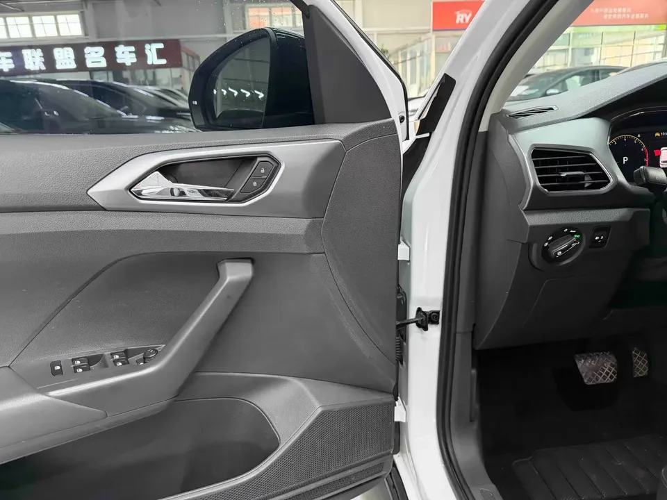 Volkswagen Tu Kai Tu Kai 2022 280TSI DSG Comfort Edition 2023 — thumbnail 5