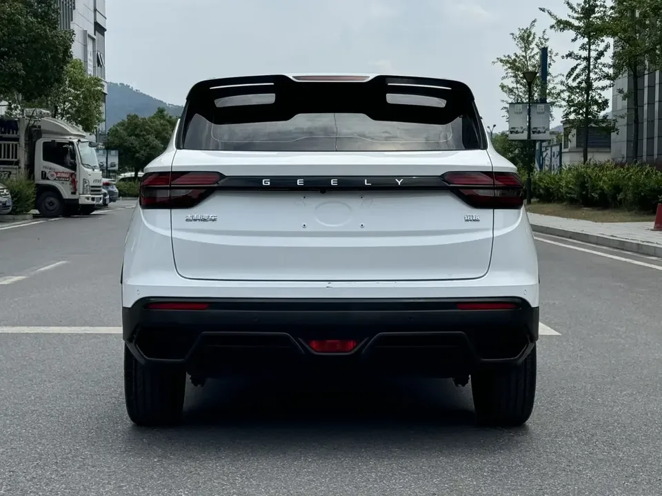 Geely Coolray SX11 Binyue 2025 1.5L CVT Super MAX 2025 — thumbnail 2
