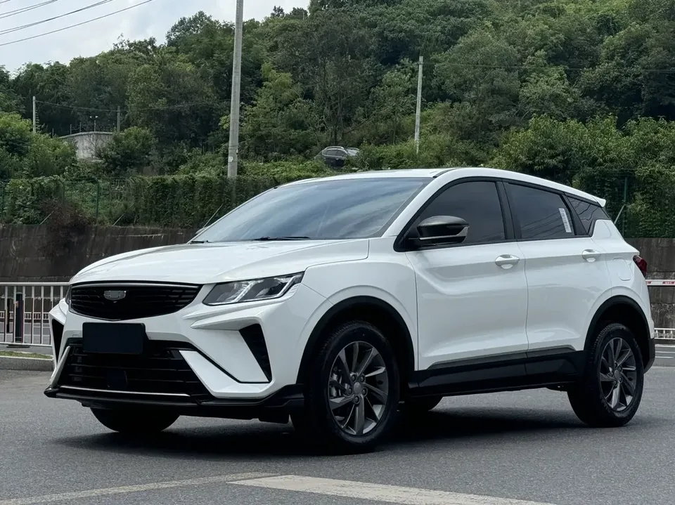 Geely Coolray SX11 Binyue 2025 1.5L CVT Super MAX 2025 — photo 1, buy with delivery to Moscow