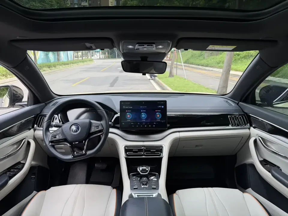 BYD Song PLUS DM Song PLUS DM 2021 DM-i 110KM 2WD Flagship PLUS 2023 — thumbnail 3
