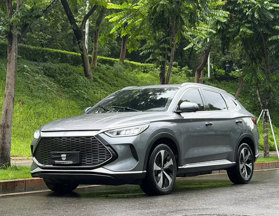 BYD Song PLUS DM Song PLUS DM 2021 DM-i 110KM 2WD Flagship PLUS 2023 — photo 1, buy with delivery to Moscow