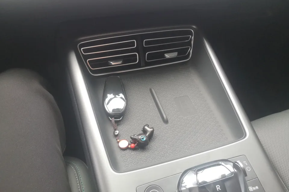 BYD Song Pro DM Song Pro DM 2025 Second generation intelligent driving version DM-i 75KM leading model 2025 — thumbnail 4