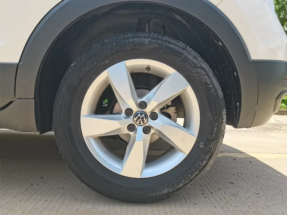 Volkswagen Tu Kai Tu Kai 2022 1.5L Automatic Fashion Edition 2022 — thumbnail 3