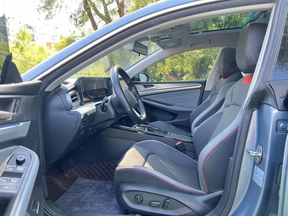 Volkswagen Lamando Lingdu 2022 Lingdu L 280TSI DSG Cool Edition 2022 — thumbnail 5