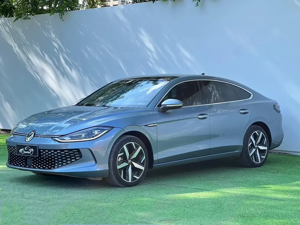 Volkswagen Lamando Lingdu 2022 Lingdu L 280TSI DSG Cool Edition 2022 — photo 1, buy with delivery to Moscow