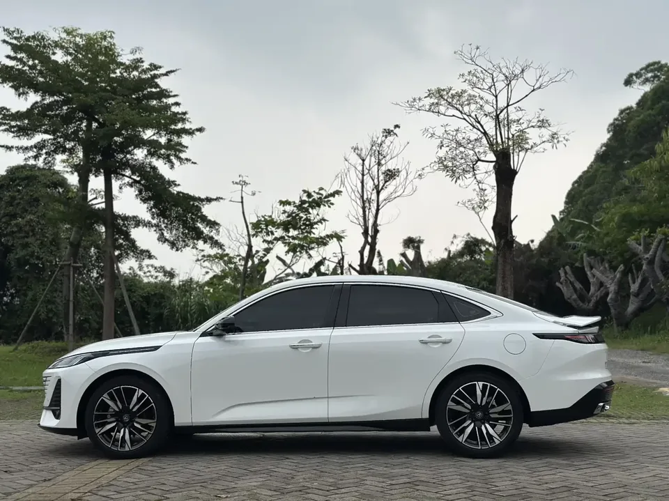 Changan Escape Escape 2026 Fourth-generation 1.5T DCT 500Bar Smart Edition 2026 — thumbnail 4