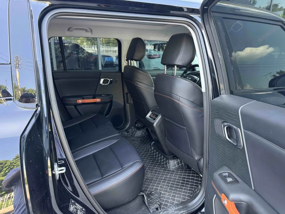 BAIC Beijing Off-road BJ30 Beijing Off-road BJ30 2026 Traveler 1.5T DCT Advanced Edition 2026 — thumbnail 4