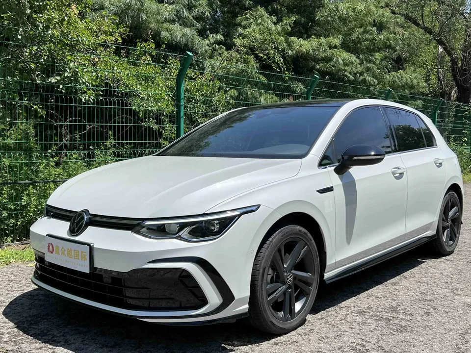 Volkswagen Golf golf 2021 280TSI DSG R-Line 2022 — photo 1, buy with delivery to Moscow